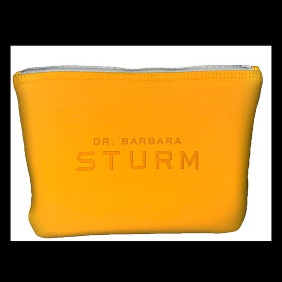 Dr Barbara Sturm SUMMER KIT. 7 products & bag
in full deluxe and mini sizes 🌞🌞🌞 - Picture 4 of 14